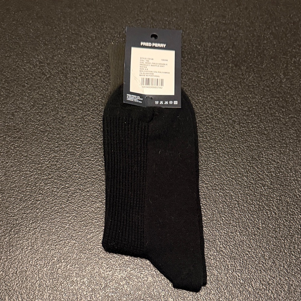 Fred Perry Men's Olive and Black Casual Socks - Picture 2 of 3
